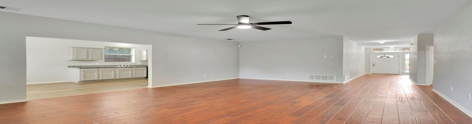 313 313 Texas Dr Garza Beach Estates, Lake Dallas, Texas 75065, 3 Bedrooms Bedrooms, 0 ,2 BathroomsBathrooms,Villa,For Sale,313 Texas Dr, Lake Dallas, TX 75065,313 Texas Dr,1,1007