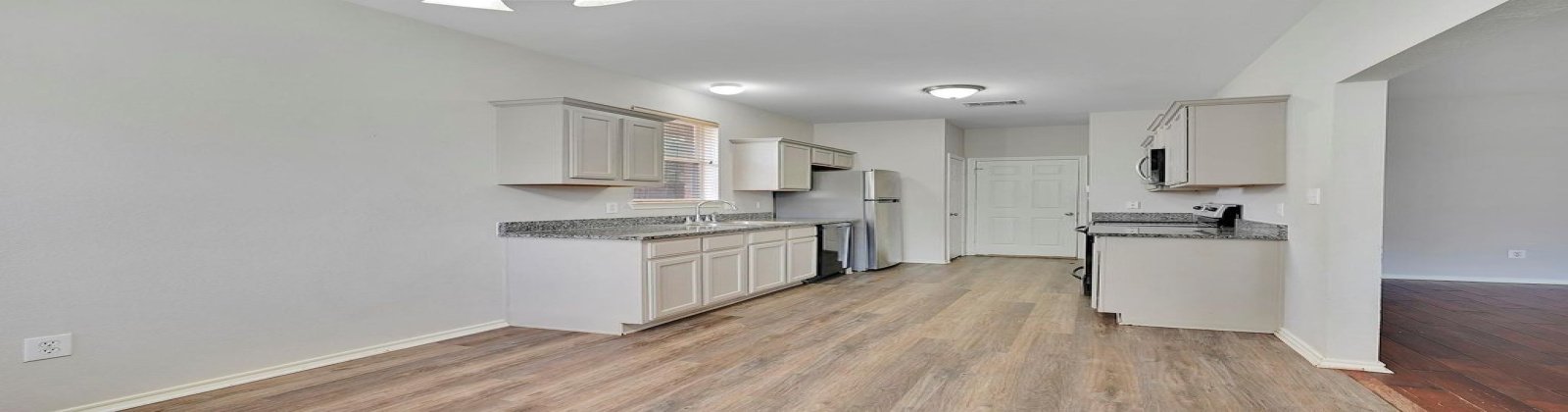 313 313 Texas Dr Garza Beach Estates, Lake Dallas, Texas 75065, 3 Bedrooms Bedrooms, 0 ,2 BathroomsBathrooms,Villa,For Sale,313 Texas Dr, Lake Dallas, TX 75065,313 Texas Dr,1,1007