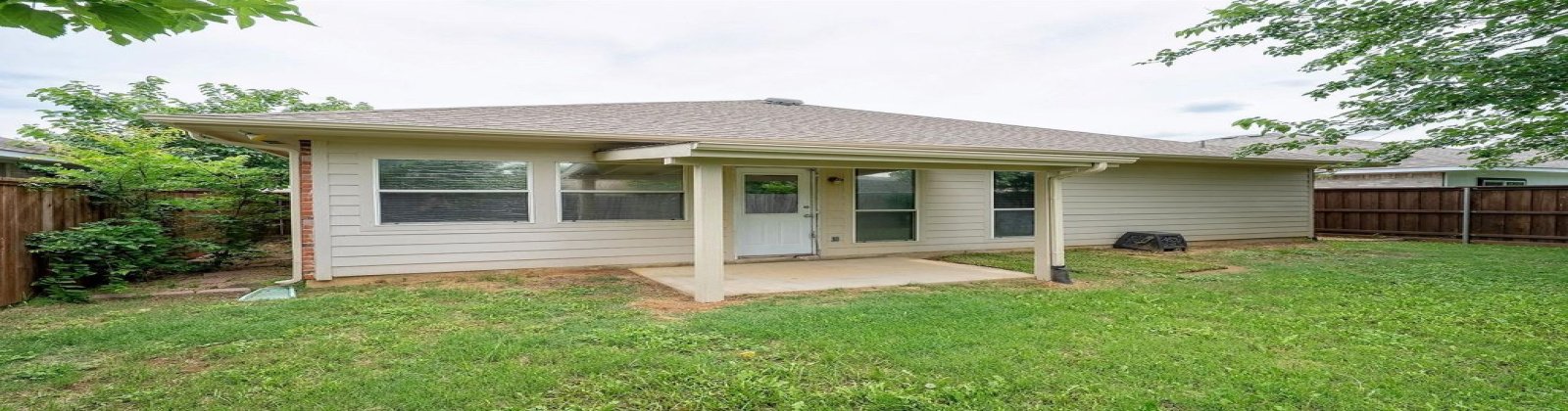 313 313 Texas Dr Garza Beach Estates, Lake Dallas, Texas 75065, 3 Bedrooms Bedrooms, 0 ,2 BathroomsBathrooms,Villa,For Sale,313 Texas Dr, Lake Dallas, TX 75065,313 Texas Dr,1,1007